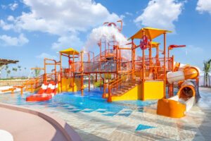 Das Wasserspielparadies im Hotel JA Palm Resort. Die Kinder können sich dort vergnügen