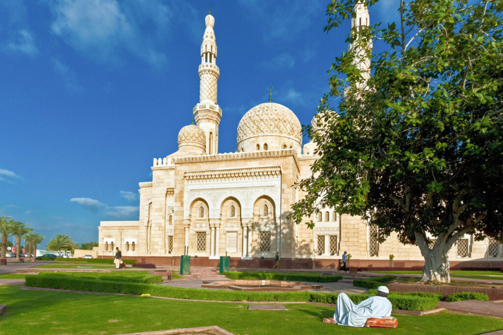 Elegant And Magnificent Mosques In Dubai